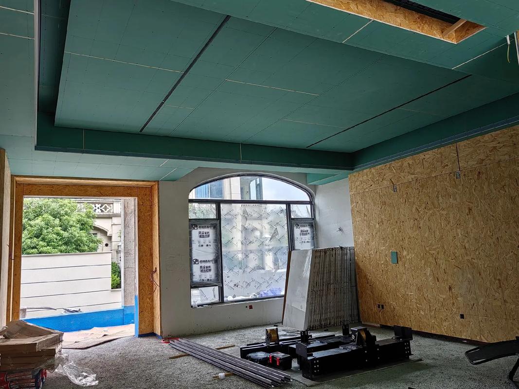 花溪碧桂园别墅装修现场实拍 吊顶工地与室内外装饰进展