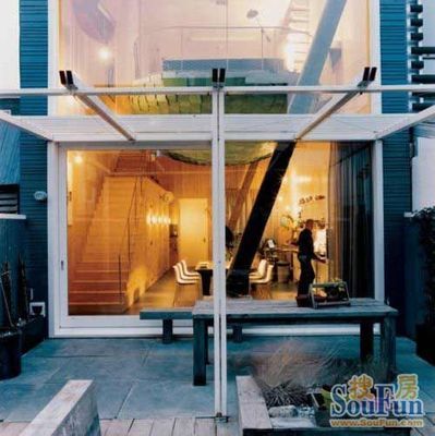 享受低碳生活 环保蓝色住宅与自然的零距离邂逅